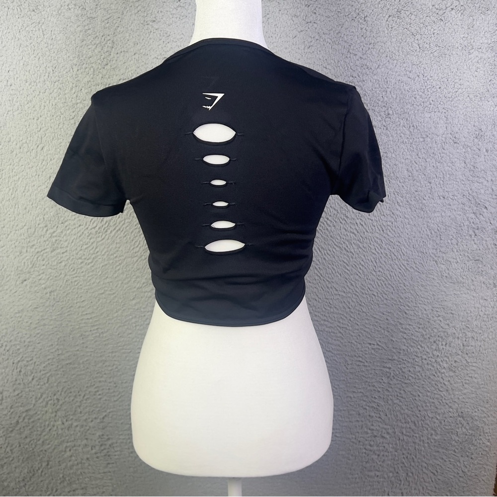 Gymshark Gains Seamless Fitted Crop Top Womens Small Black Off White Set of 2 - Picture 2 of 7